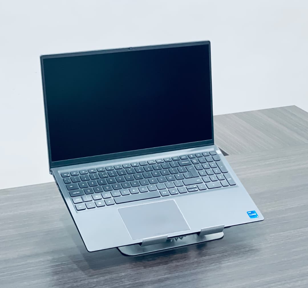 Dell Vostro 15 5510 – PC Portable Intel Core i5-11320H
