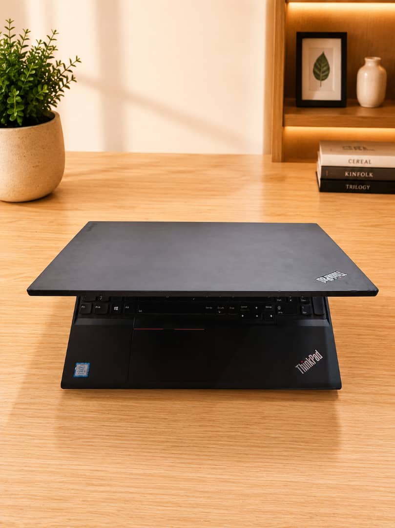 LENOVO ThinkPad T570 - PC Portable Pro 15.6" Full HD